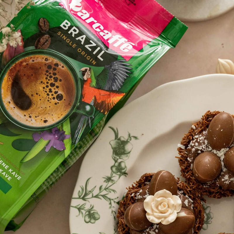 Crispy Easter Nests 🐣

Sipping @barcaffe and sneaking bites of a Crispy Easter Nest 🪺 Little moments, big happiness 💕

For 5 desserts:

🐣 Nests:
2 tbsp butter
65 g kadaif pastry strands
140 g melted milk chocolate

🐣 Cream:
300 g vanilla pudding...