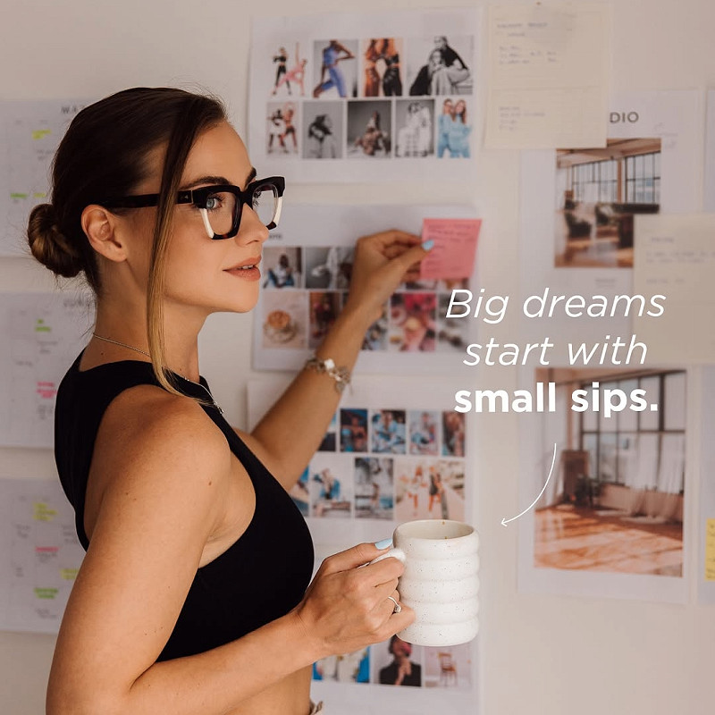 Holding a cup of Barcaffè Intenso? That’s a sign to dream big and aim high! 😁
But dreaming isn’t enough. Try hard and ...
🎀 Write down your goals.
🎀 Take one small step every day toward them.
🎀 Celebrate every little win along the way.

Got any g...