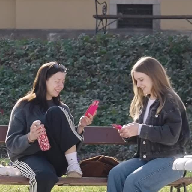 Jedna poruka, mali znak pažnje i nekoliko minuta za sebe uz @barcaffe cappuccino - dovoljno da dan postane bolji 😍#danžena #barcaffe