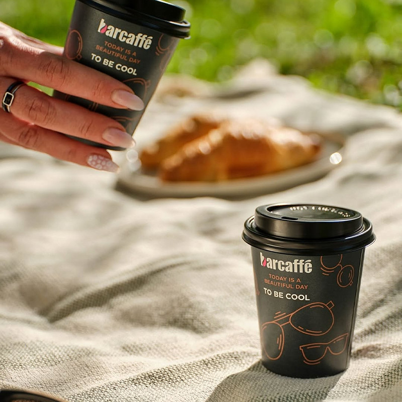 No table? No problem! We’ve got a blanket, sunshine, and Barcaffe On The Go. ☀️☕️

#barcaffe #barcaffeespresso