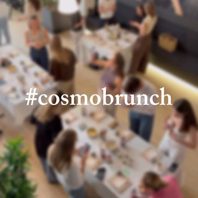 Poglejte, kaj smo včeraj ustvarjali na Cosmo brunchu! ☕✨

Ob odlični kavi in prijetnem druženju smo raziskovali različne kavne okuse ter z @hub28.si izdelovali svoje unikatne glinene skodelice za kavo. 🤎

Popolno dopoldne, polno ustvarjalnosti, sm...