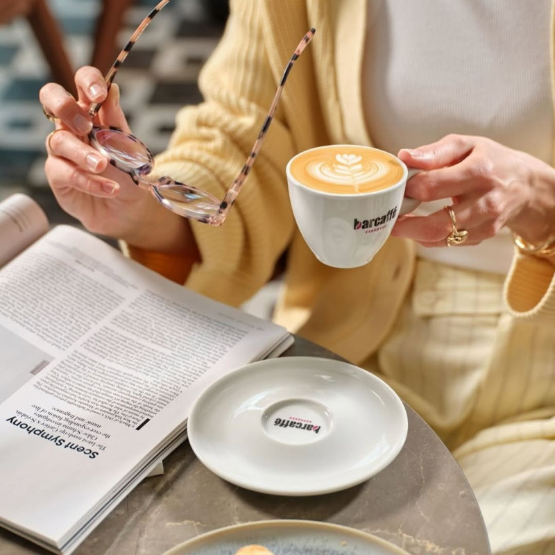 The best plans for a Friday morning? Glasses off, coffee on!